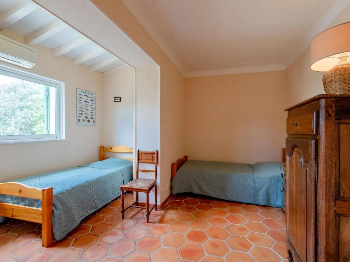 Villa Les Petits Louvans By Interhome Saint Aygulf